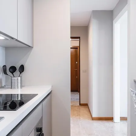 Contempora - Elvezia Park - Overlooking The Park - E33 Apartment Mailand